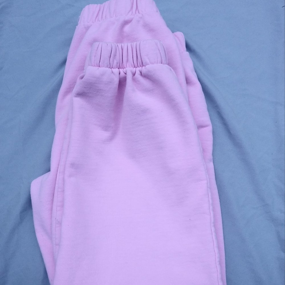 Brandy Melville bubble gum pink Rosa sweatpants